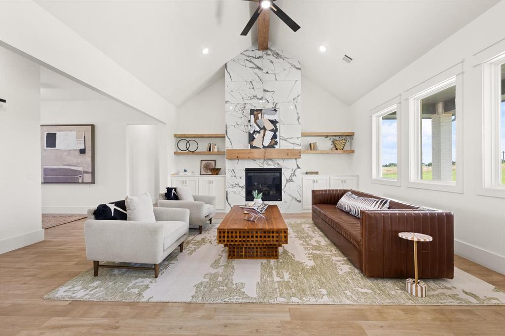 4381 Raymond Lane Property Photo 12