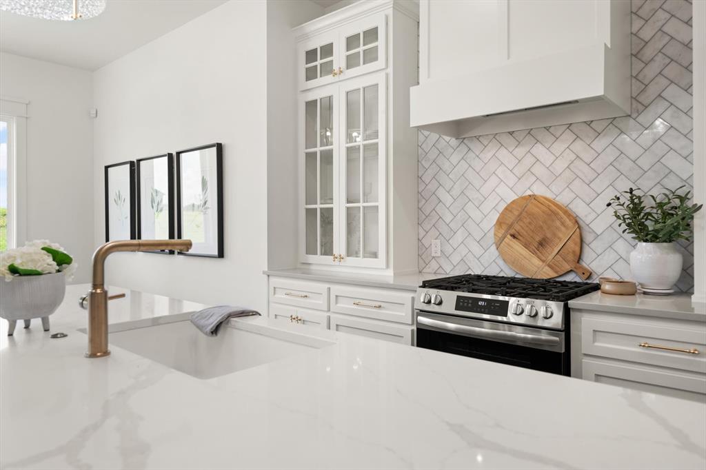 4381 Raymond Lane Property Photo 20