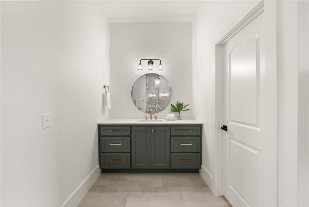 4381 Raymond Lane Property Photo 38