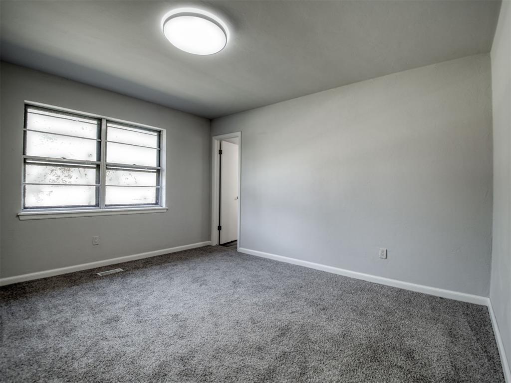 2502 Ridgecrest Drive Property Photo 18
