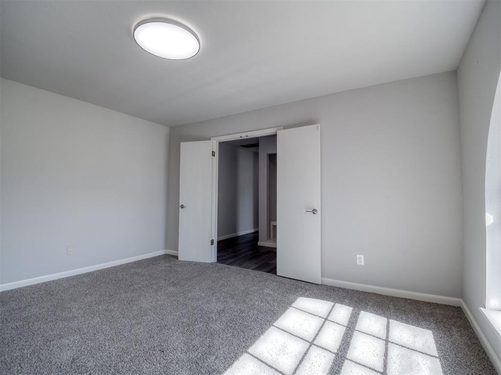 2502 Ridgecrest Drive Property Photo 28