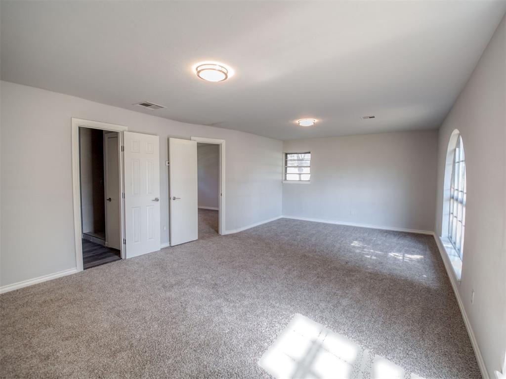 2502 Ridgecrest Drive Property Photo 33