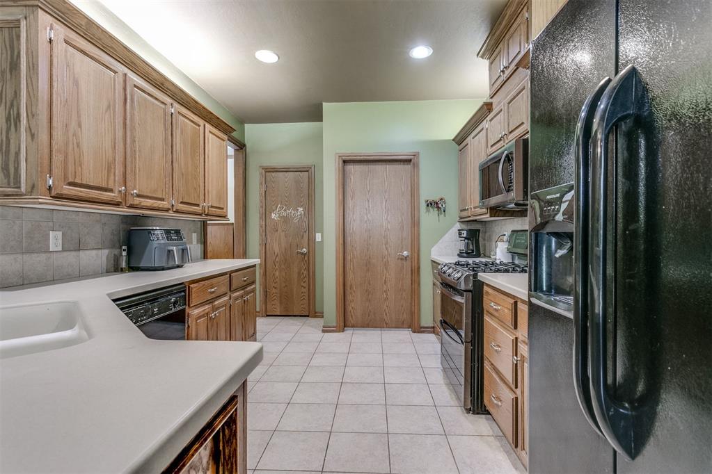 409 Dover Road Property Photo 13
