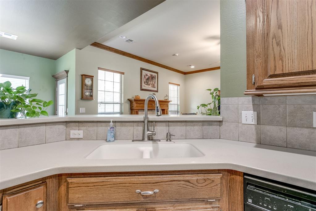 409 Dover Road Property Photo 15