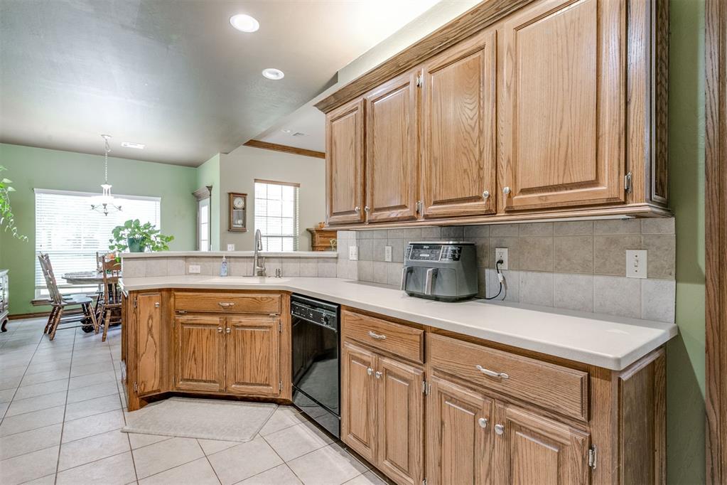 409 Dover Road Property Photo 20