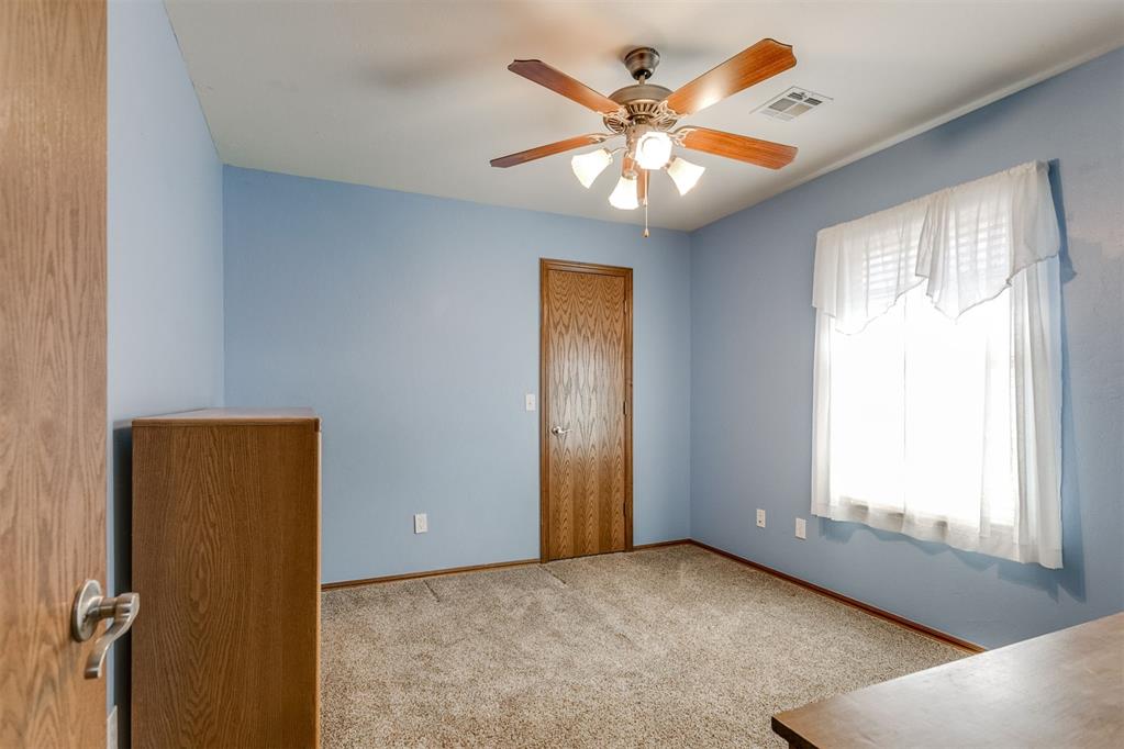 409 Dover Road Property Photo 28