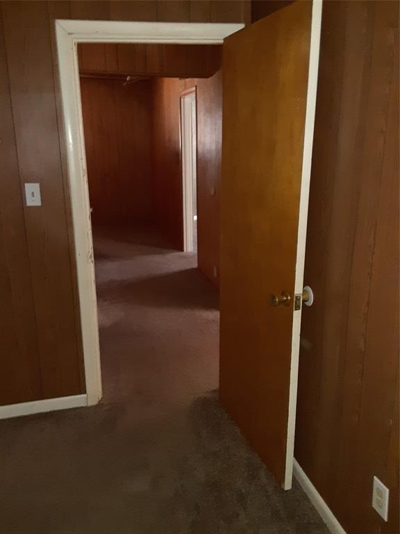 901 N Lee Street Property Photo 13