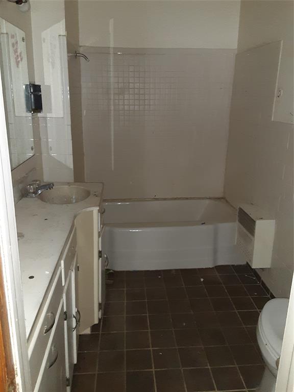 901 N Lee Street Property Photo 14