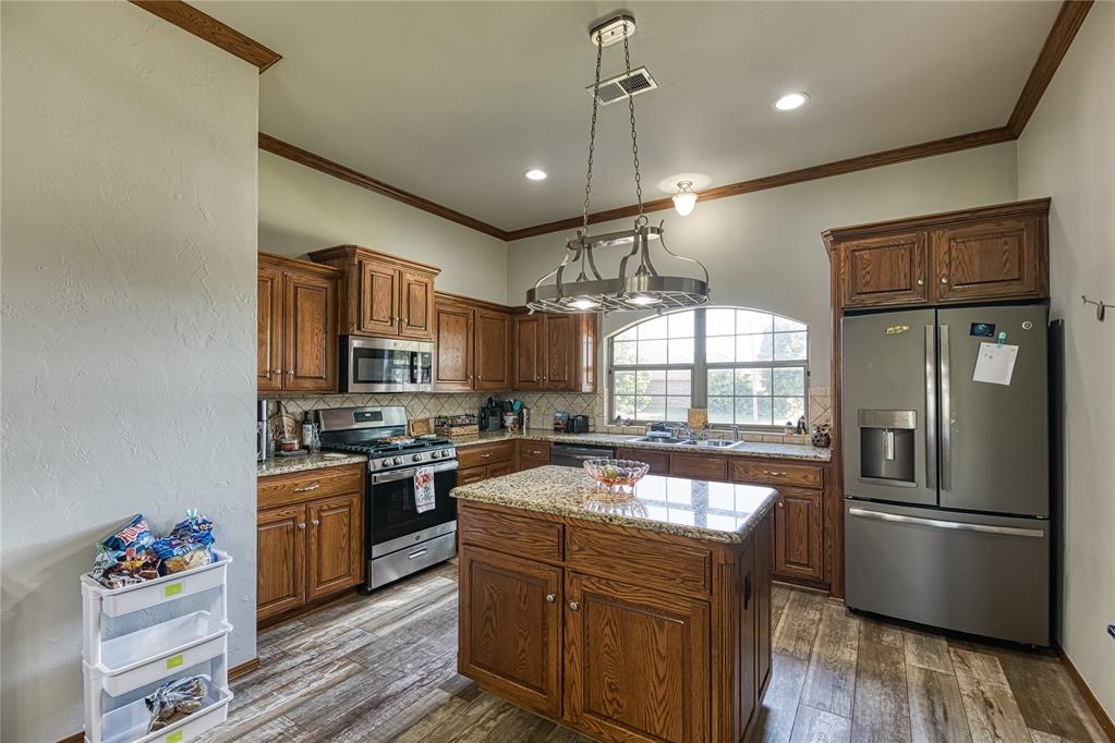 9313 Crooked Creek Lane Property Photo 3