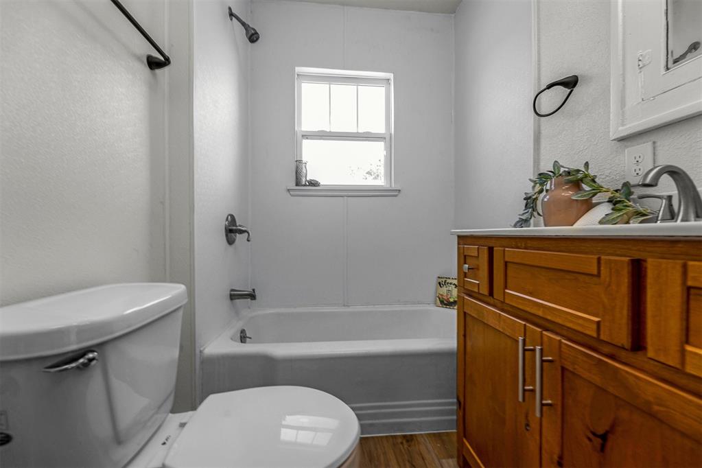 436 W Lincoln Street Property Photo 33