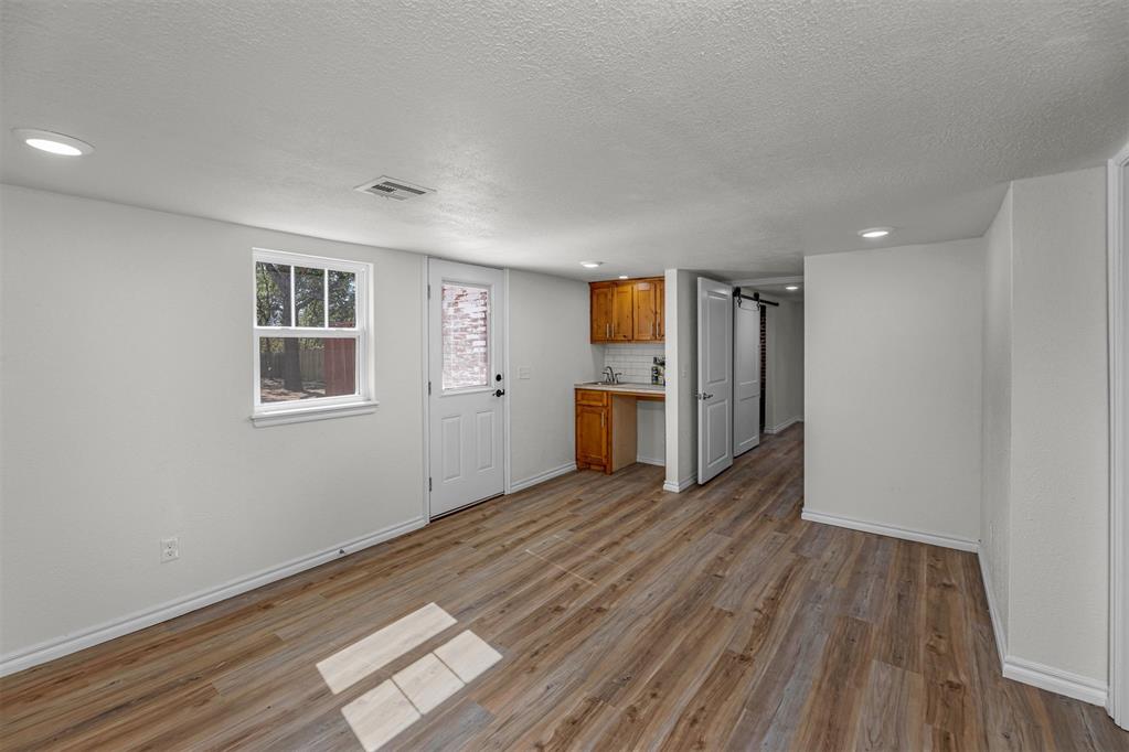 436 W Lincoln Street Property Photo 44