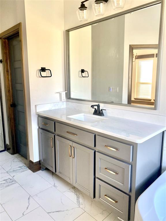 920 Villaverde Drive Property Photo 32