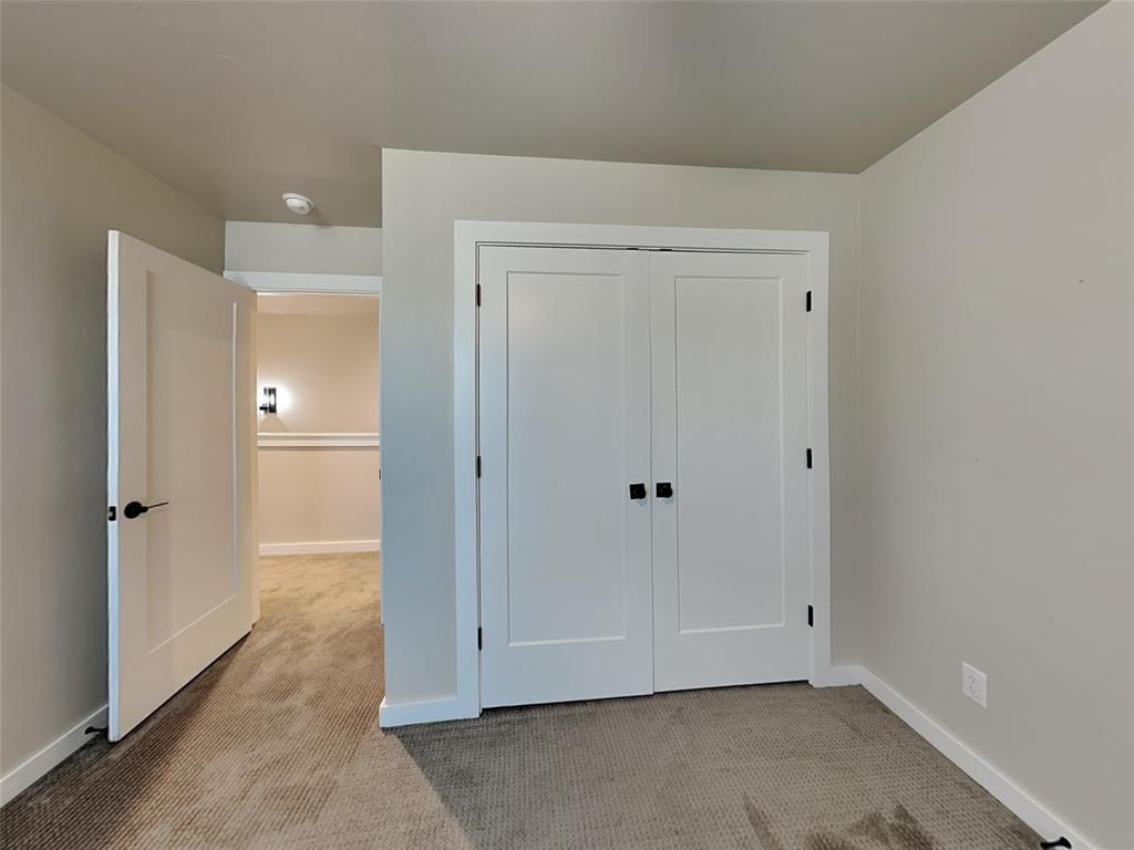 213 N Wright Street Property Photo 14
