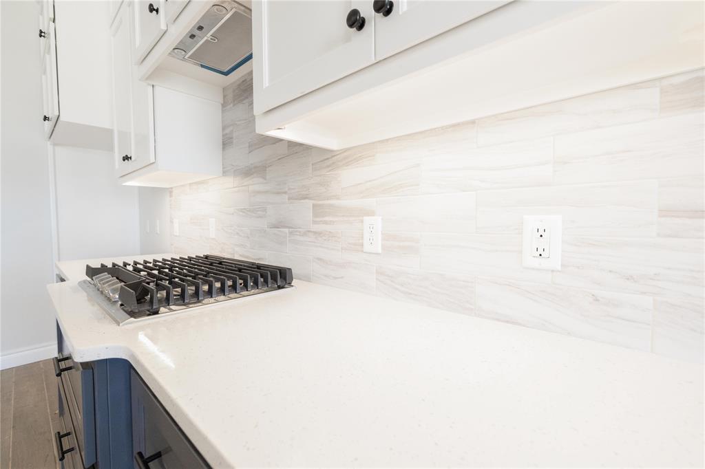 3001 Crossover Court Property Photo 5