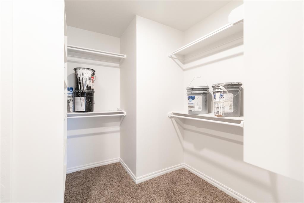 3001 Crossover Court Property Photo 14