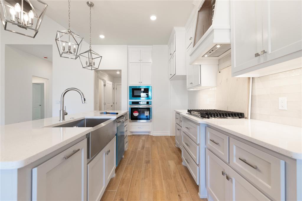 1813 Taines Turn Property Photo 5