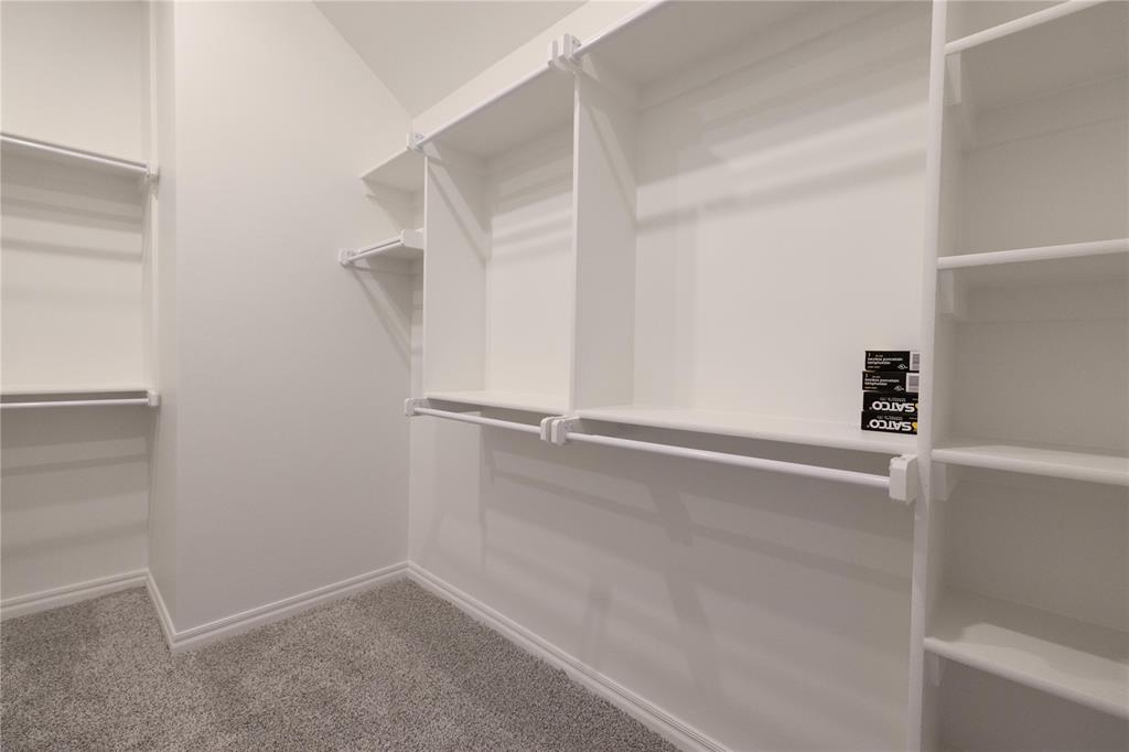 1813 Taines Turn Property Photo 16