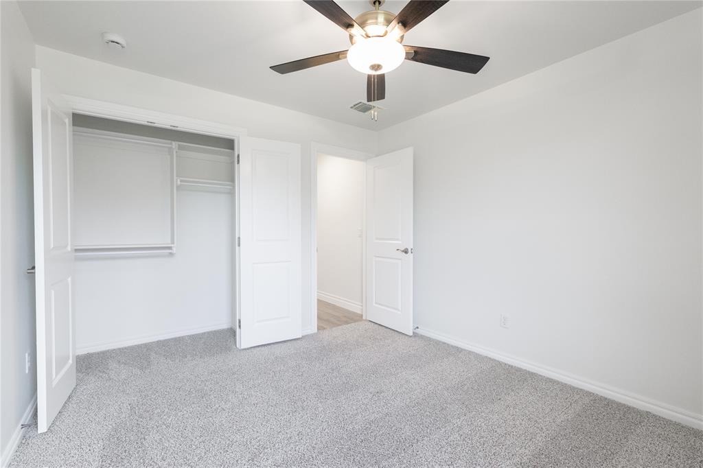 1813 Taines Turn Property Photo 17