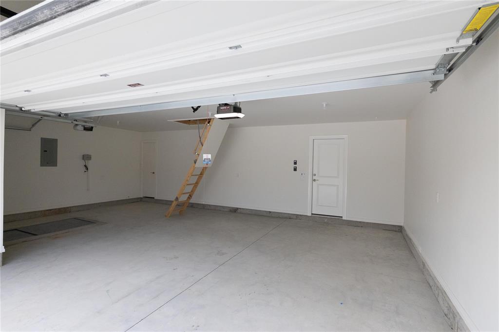 1813 Taines Turn Property Photo 21