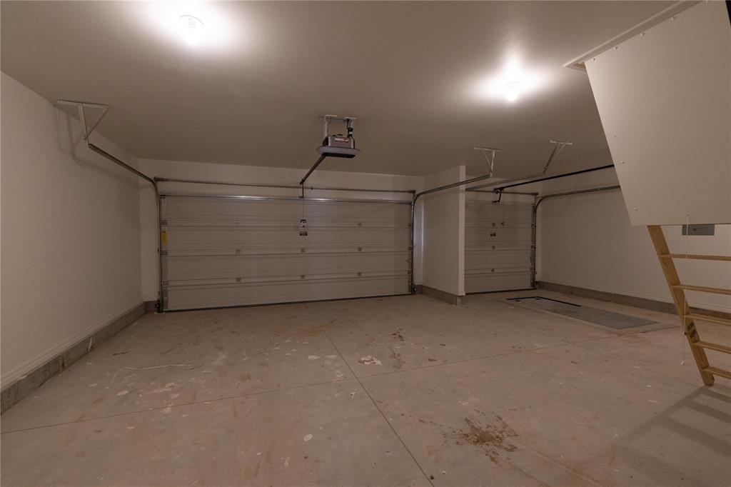 1813 Taines Turn Property Photo 24