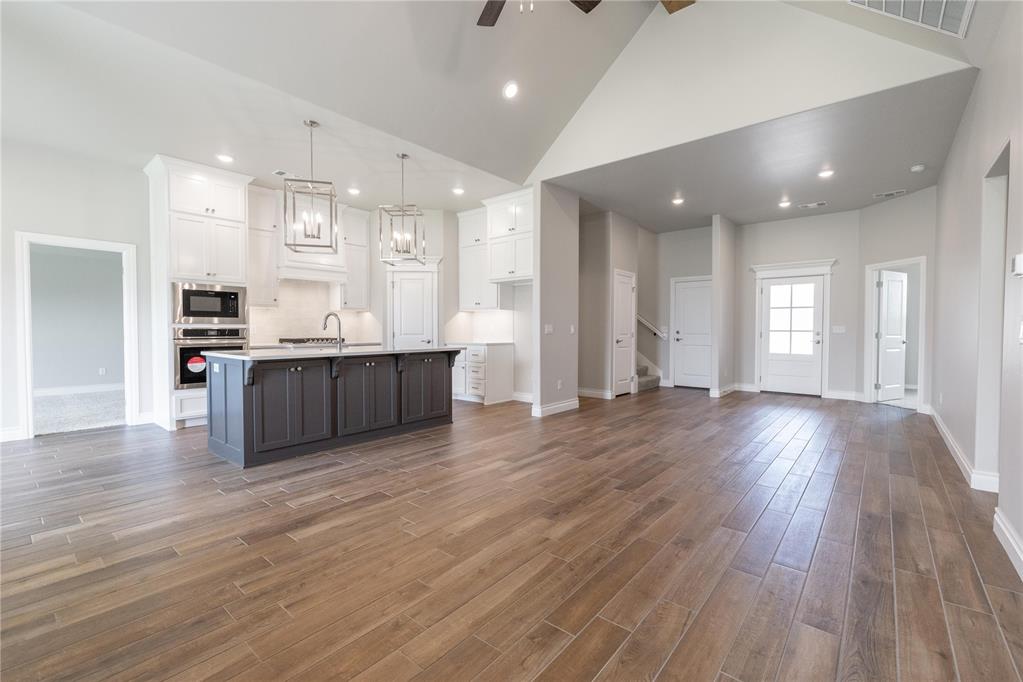 1809 Taines Turn Property Photo 1
