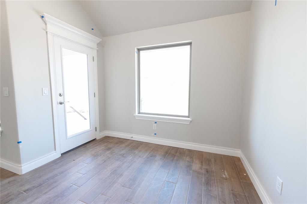 1809 Taines Turn Property Photo 6
