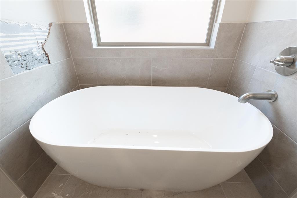 1809 Taines Turn Property Photo 12