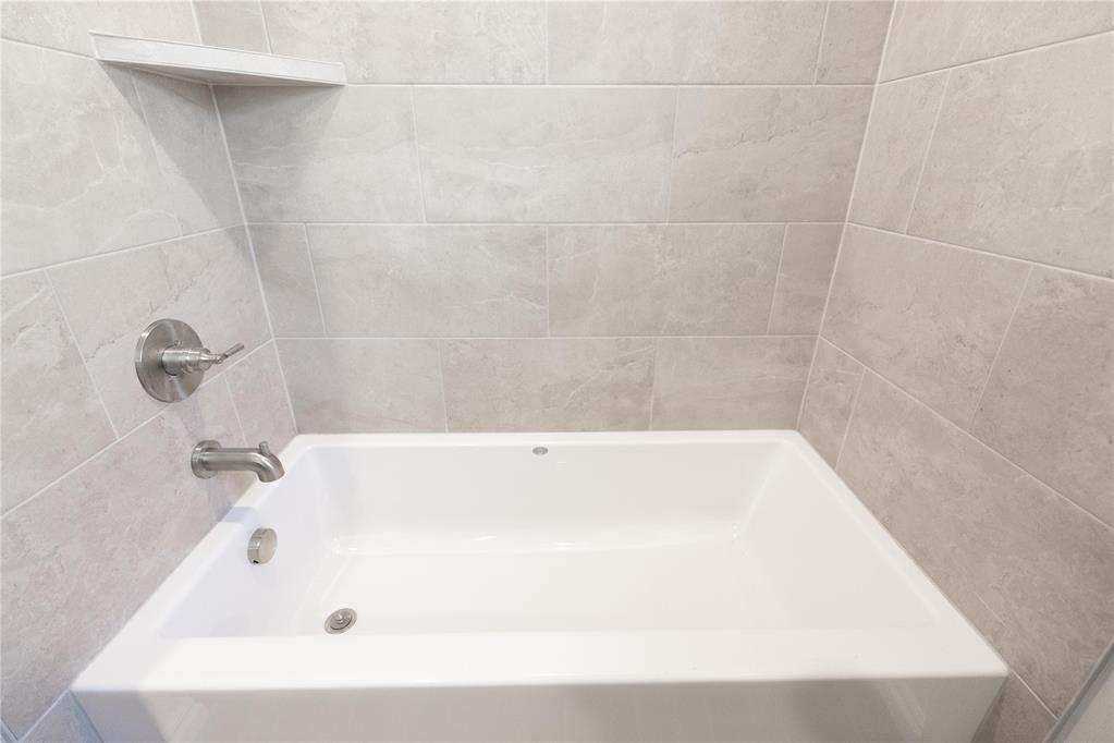 1809 Taines Turn Property Photo 20