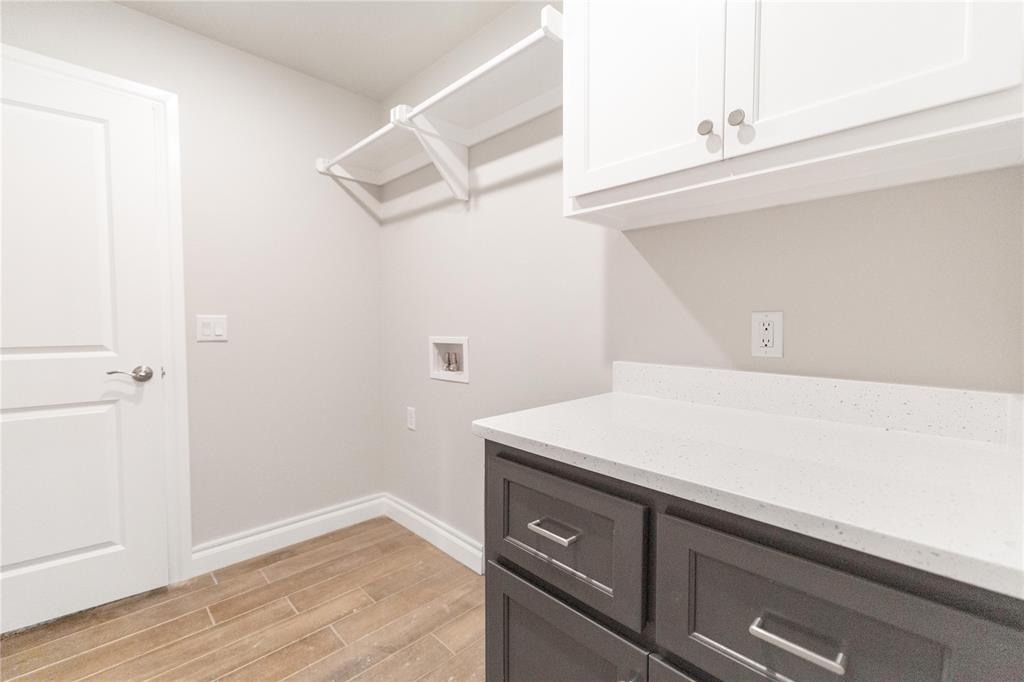 1809 Taines Turn Property Photo 23