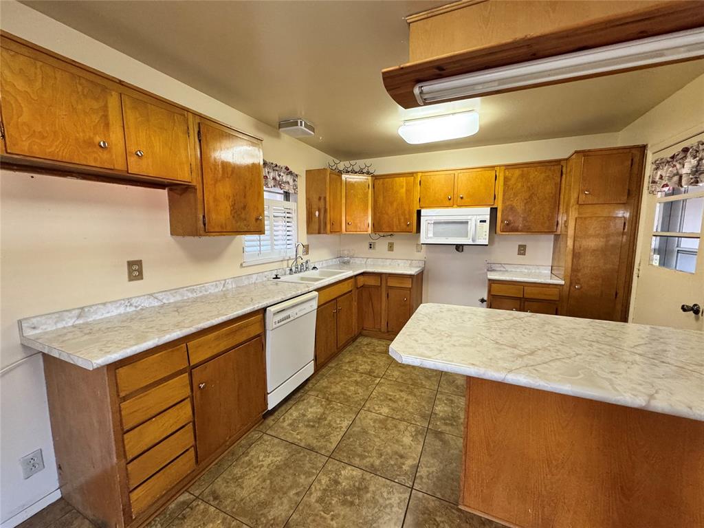 404 W Chickasaw Trail A Property Photo 43