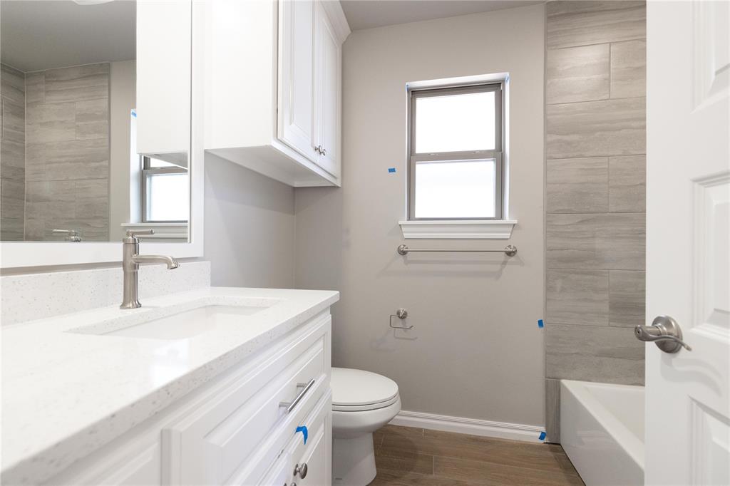 16025 Coneflower Drive Property Photo 17
