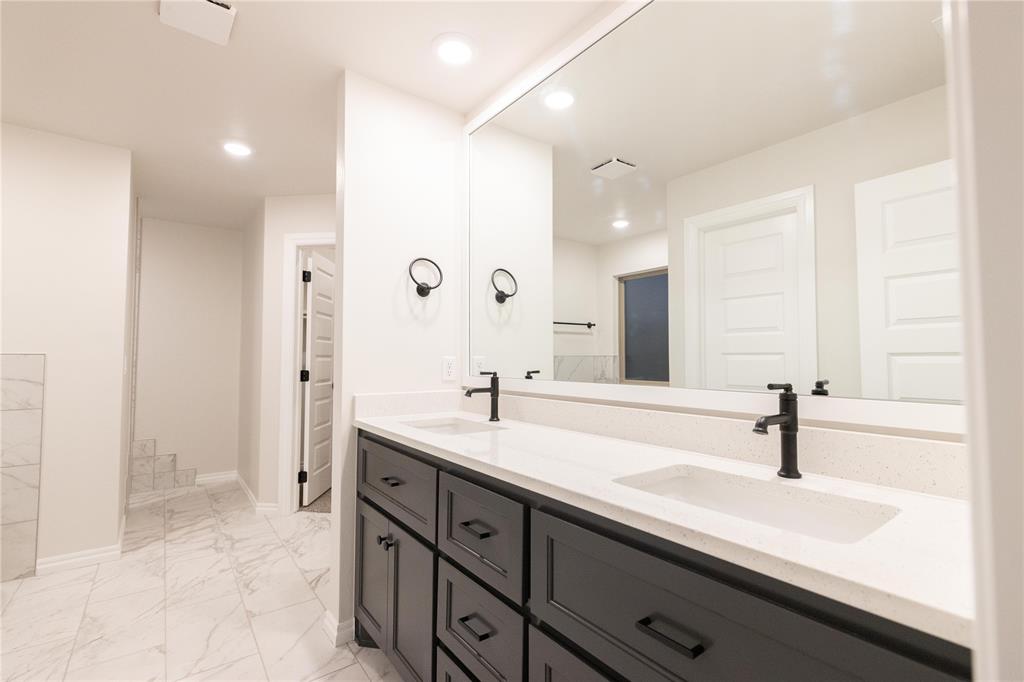 9201 Lupine Road Property Photo 14