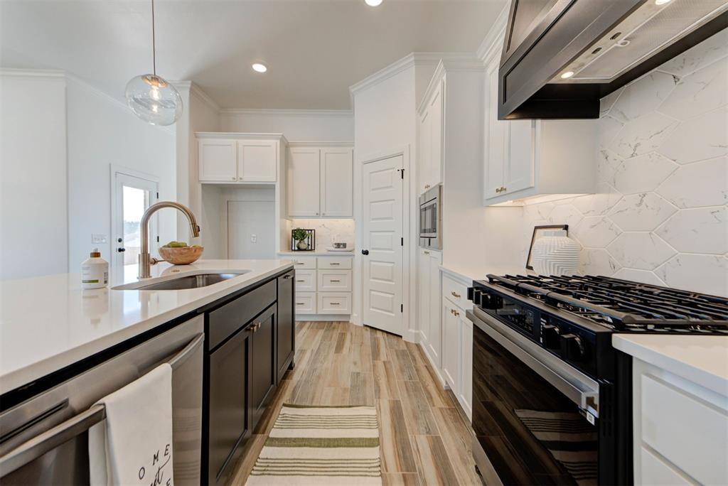 6208 Frankie Lynn Lane Property Photo 12