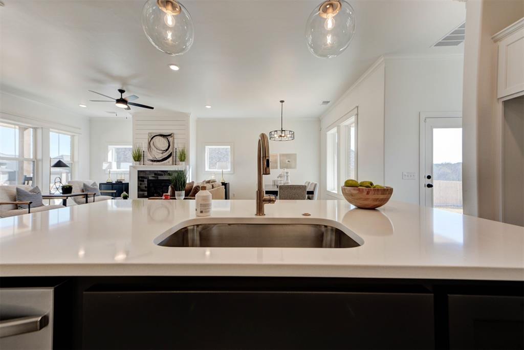 6208 Frankie Lynn Lane Property Photo 13