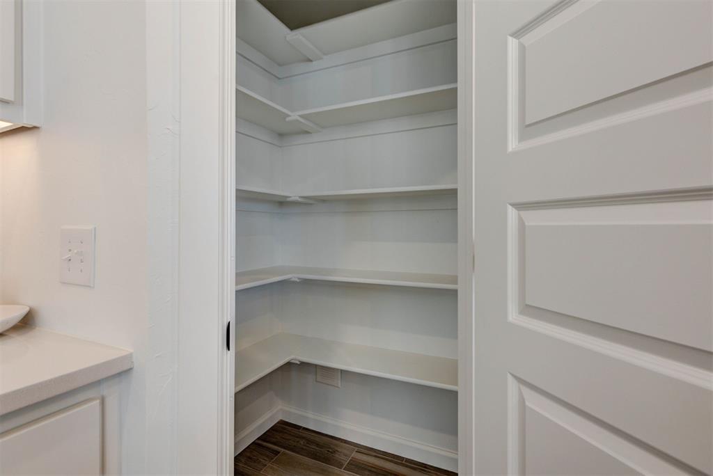 6208 Frankie Lynn Lane Property Photo 15