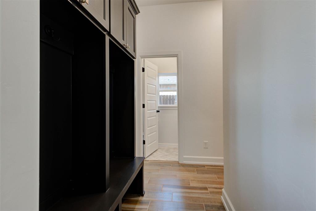 6208 Frankie Lynn Lane Property Photo 16