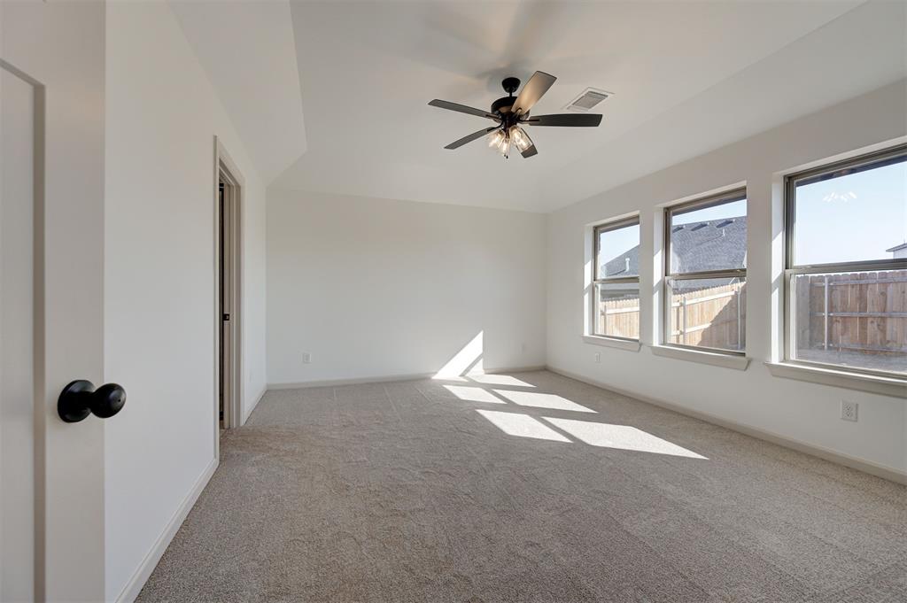 2216 Los Angeles Avenue Property Photo 15