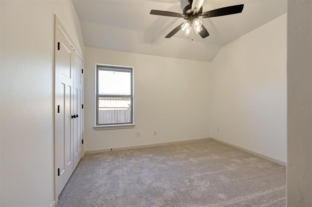 2216 Los Angeles Avenue Property Photo 27