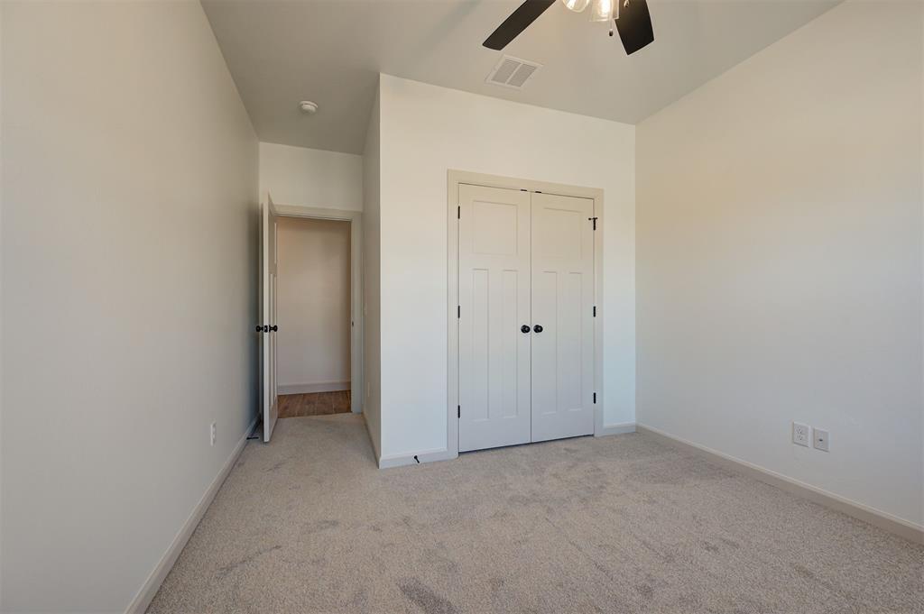 2216 Los Angeles Avenue Property Photo 30
