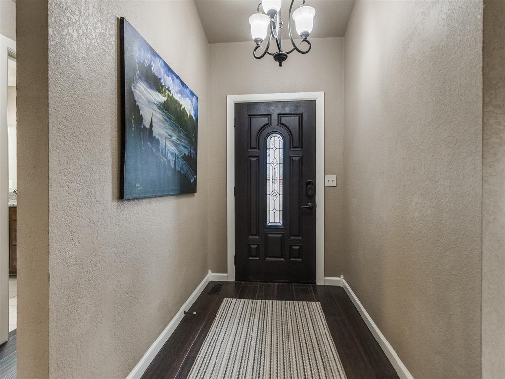 1010 Kingbird Lane Property Photo 2