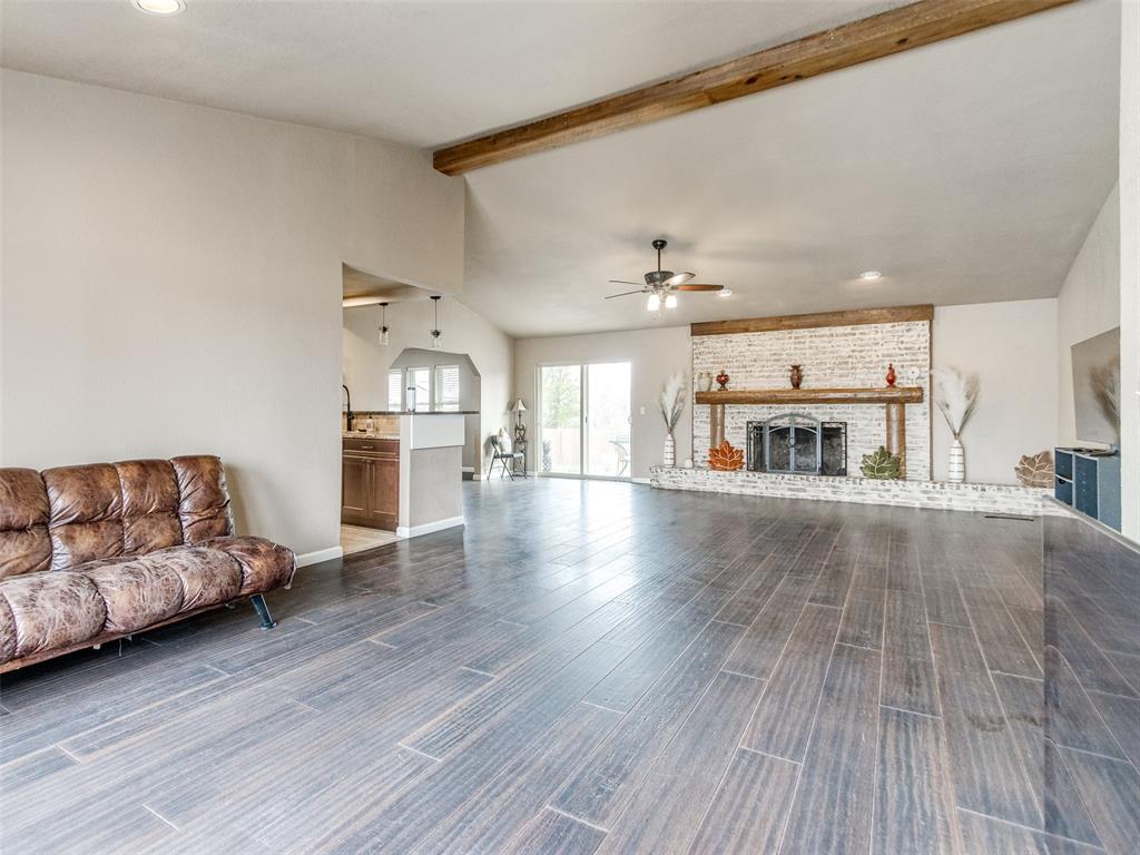 1010 Kingbird Lane Property Photo 10