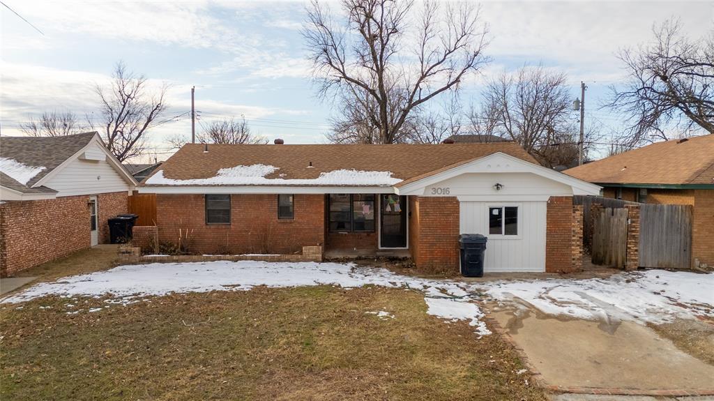 3016 SW 68th Street Property Photo 1