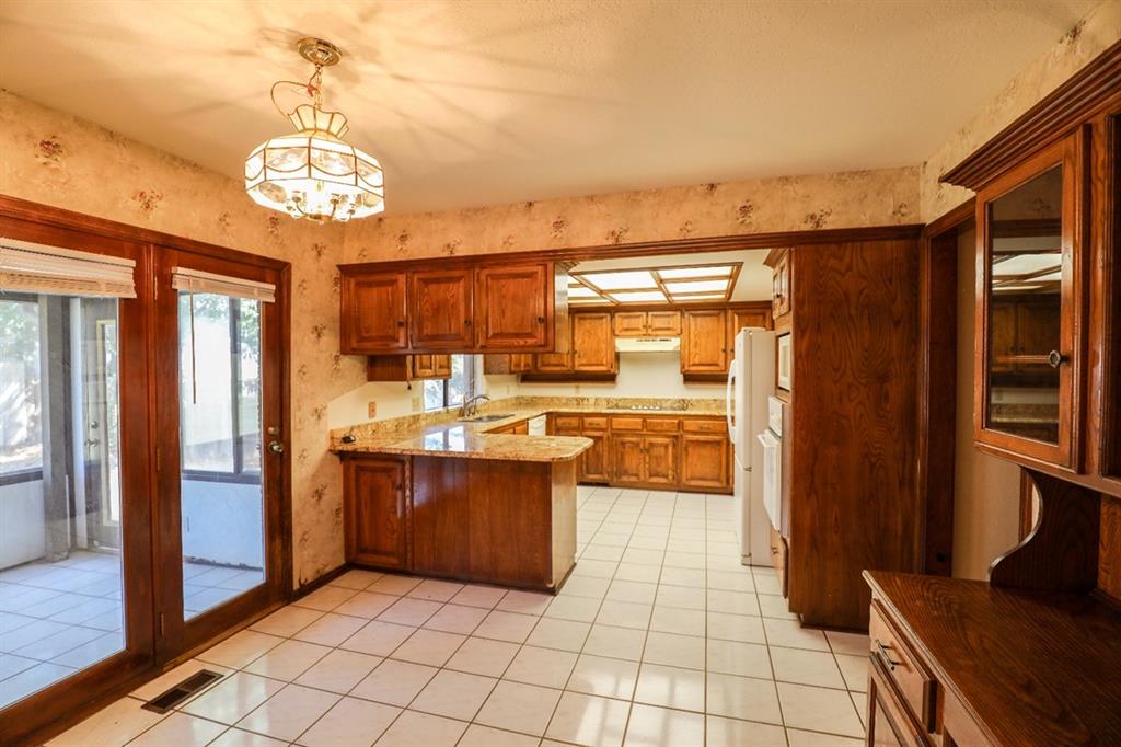1321 Harding Avenue Property Photo 9