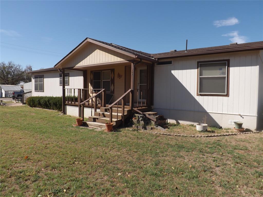 322 W Cafky Street Property Photo 5