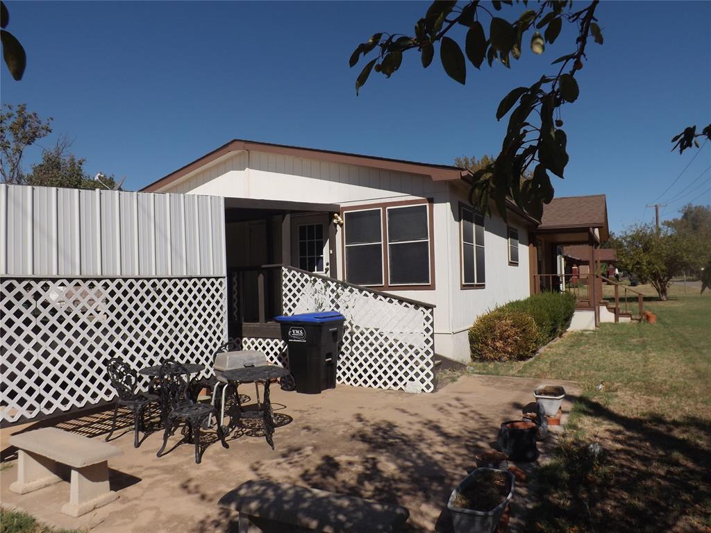 322 W Cafky Street Property Photo 12