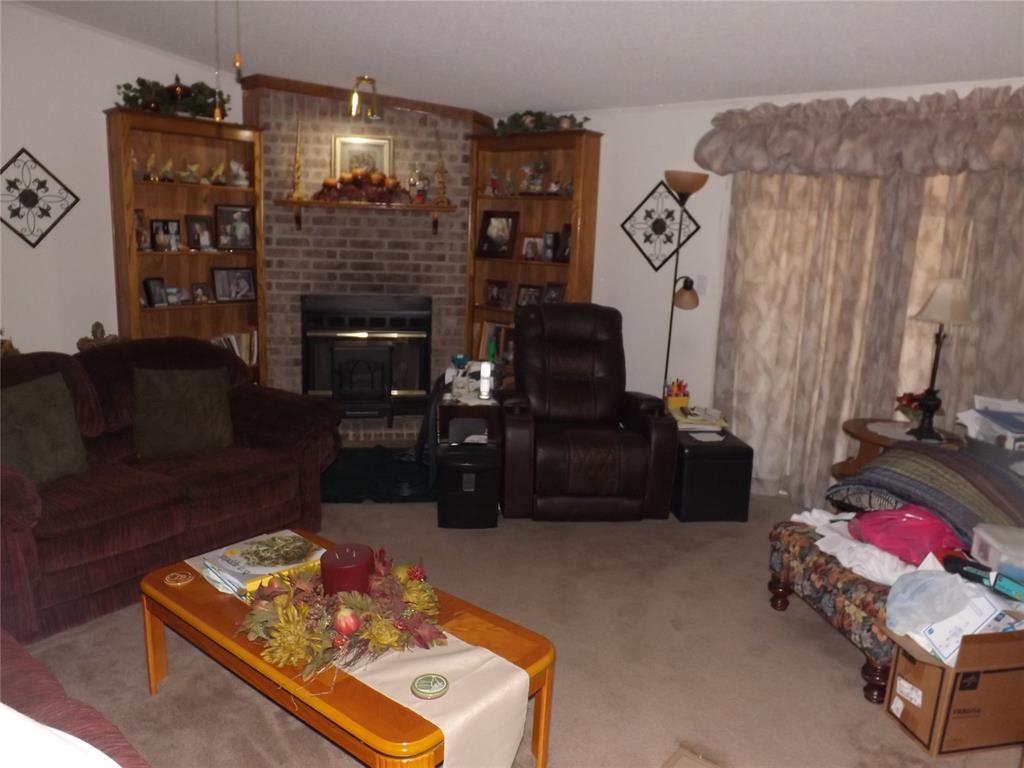 322 W Cafky Street Property Photo 21