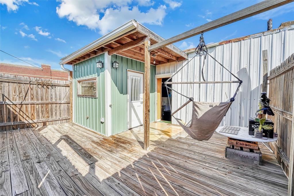 112 E Lincoln Street Property Photo 16