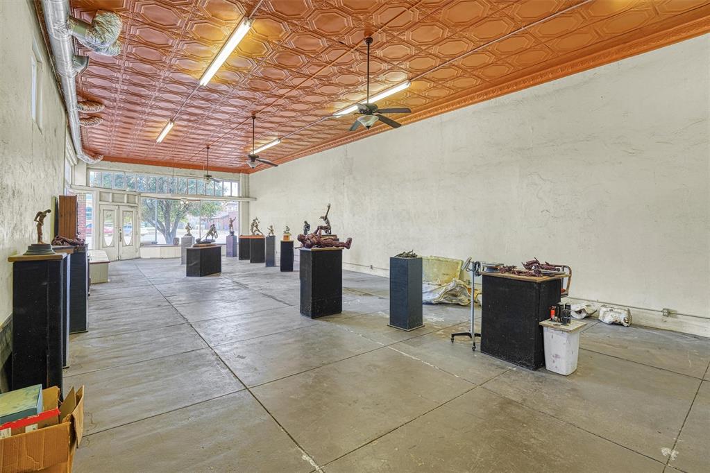 112 E Lincoln Street Property Photo 26