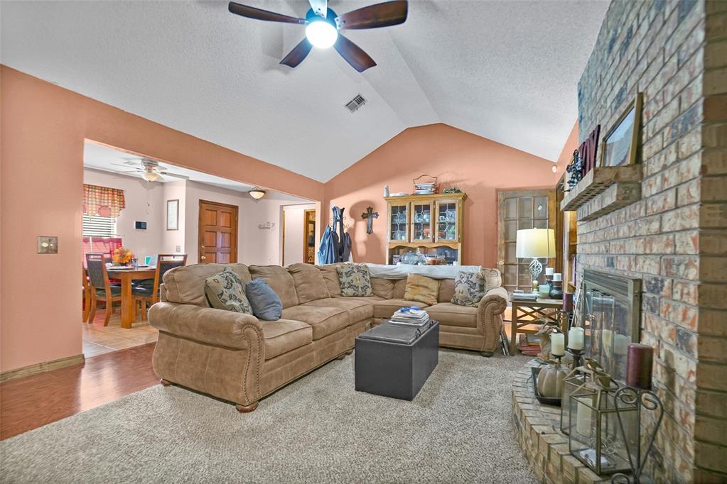 206 Magnolia Avenue Property Photo 4