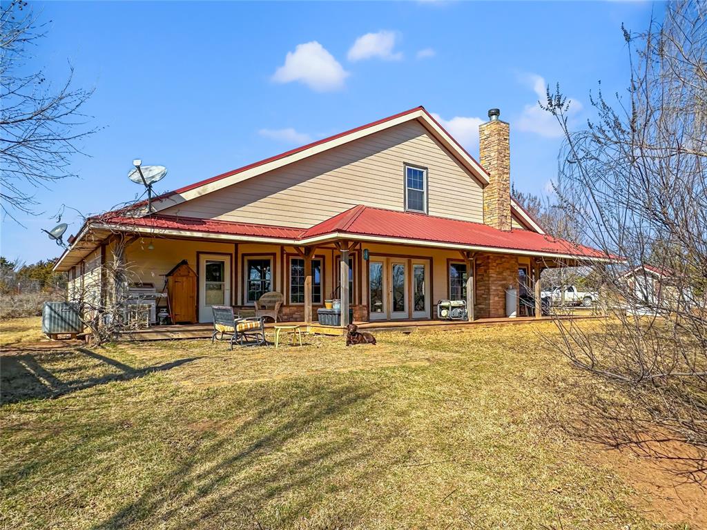 908 S Maple Road Property Photo 5